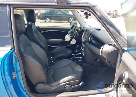 2010 Mini Cooper S from USA, damaged, VIN WMWMF7C51ATW89883